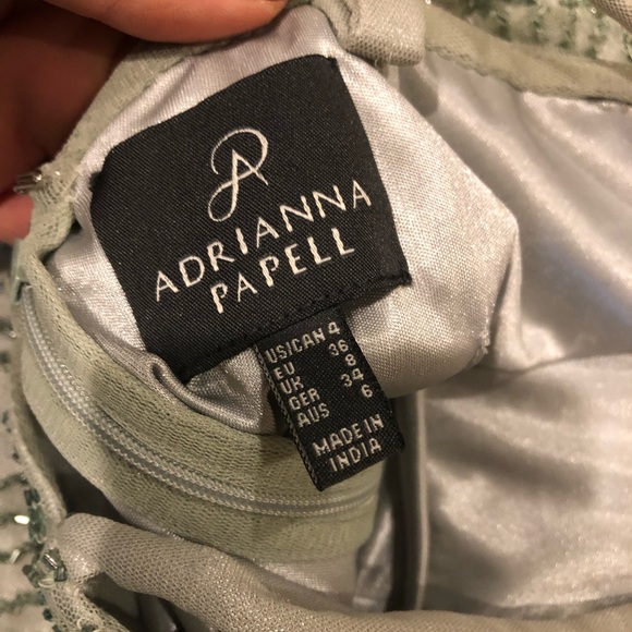 Adrianna Papell bridesmaids dresses - Picture 5 of 6